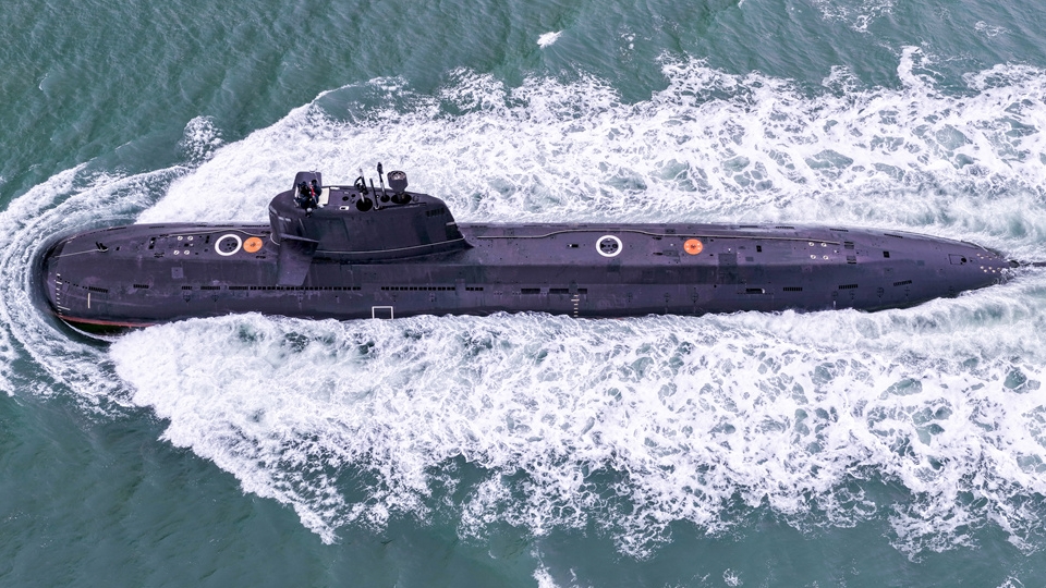 Submarine in training