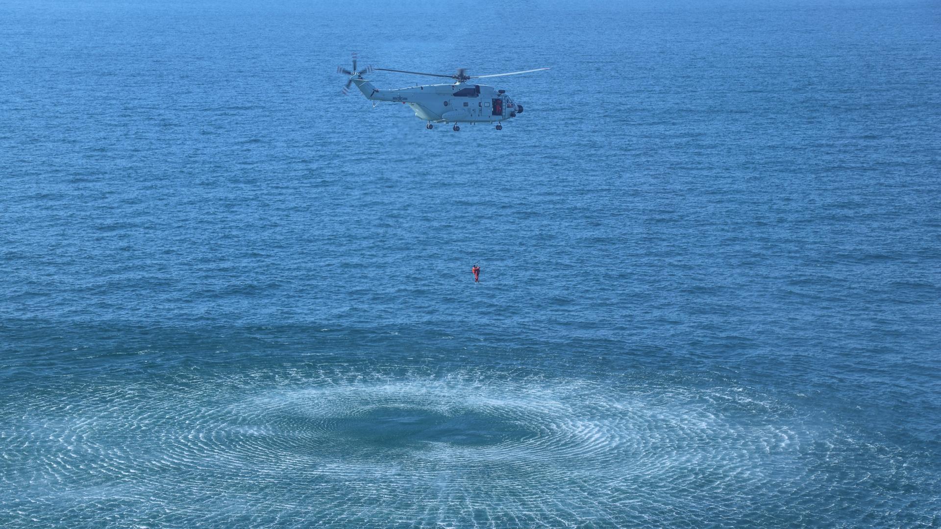 Z-8JH rescue helicopter in search and rescue