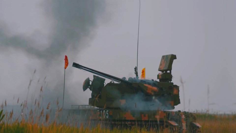PLA Army Brigade Conducts Comprehensive Training
