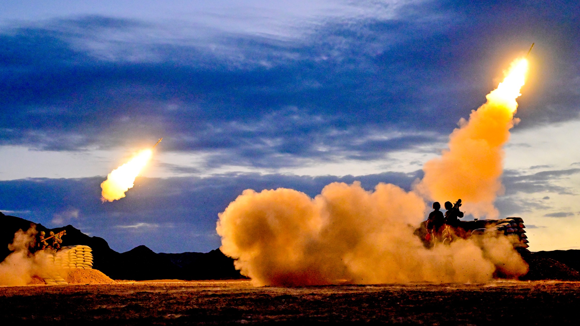 Air defense troops hold live-fire training