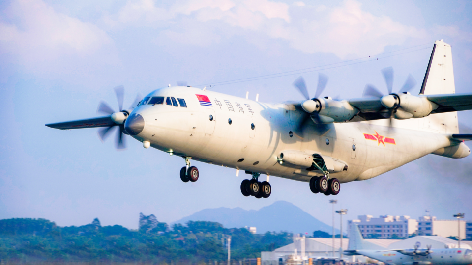 Y-9 medium-lift transport aircraft in flight training