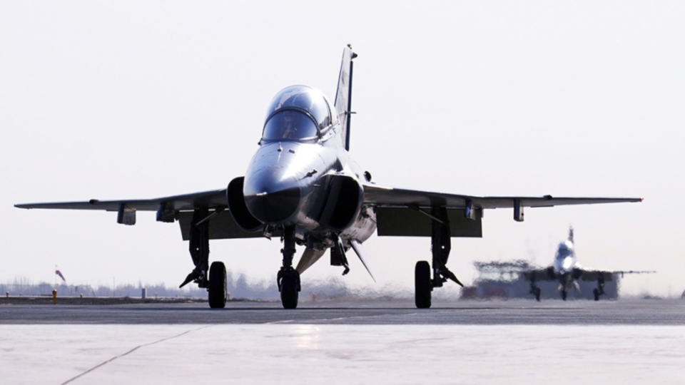 Jet trainers in training