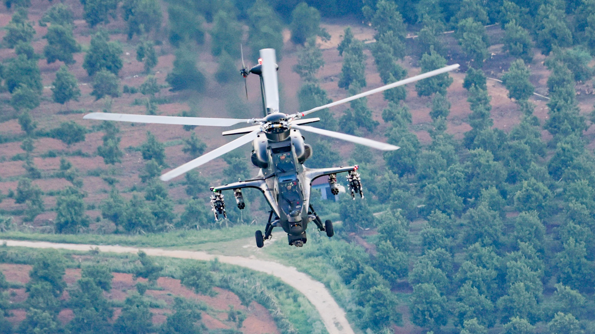 Army helicopters in multi-subject training