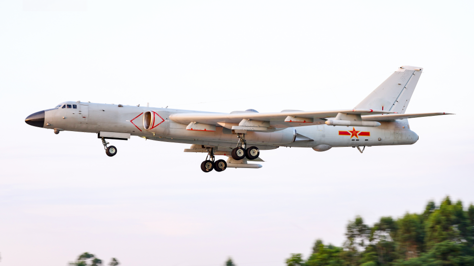 H-6J bombers in training