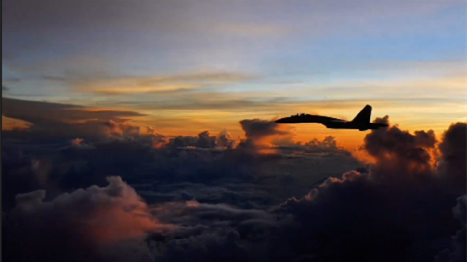Beautiful Scenery of Fighter Jets Flying in the Clouds