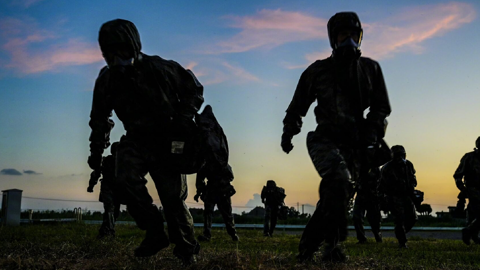 Chemical Defense Soldiers Conduct CBRN Decontamination