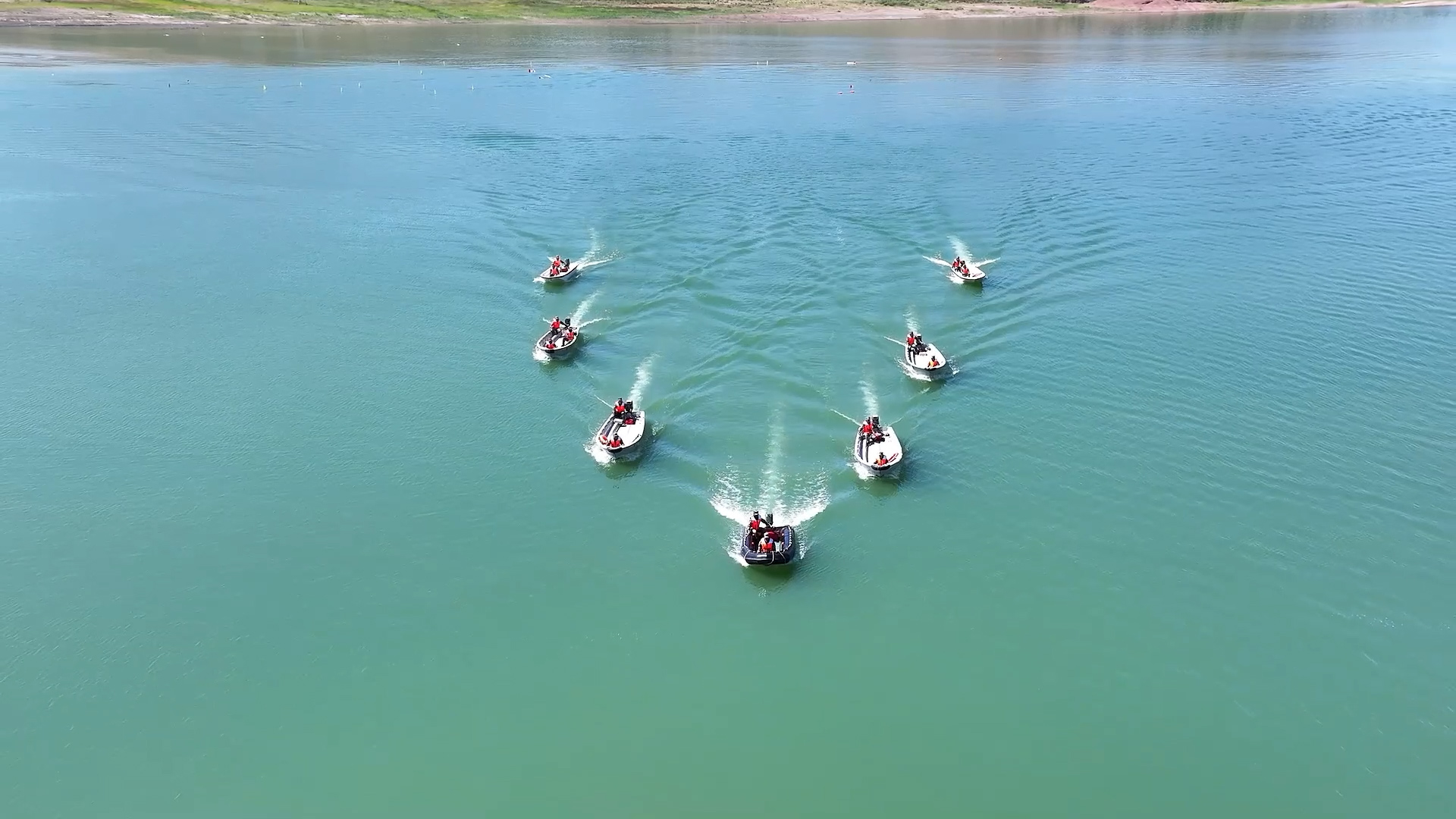 Armed Police Troops Conduct Waterborne Equipment Training 