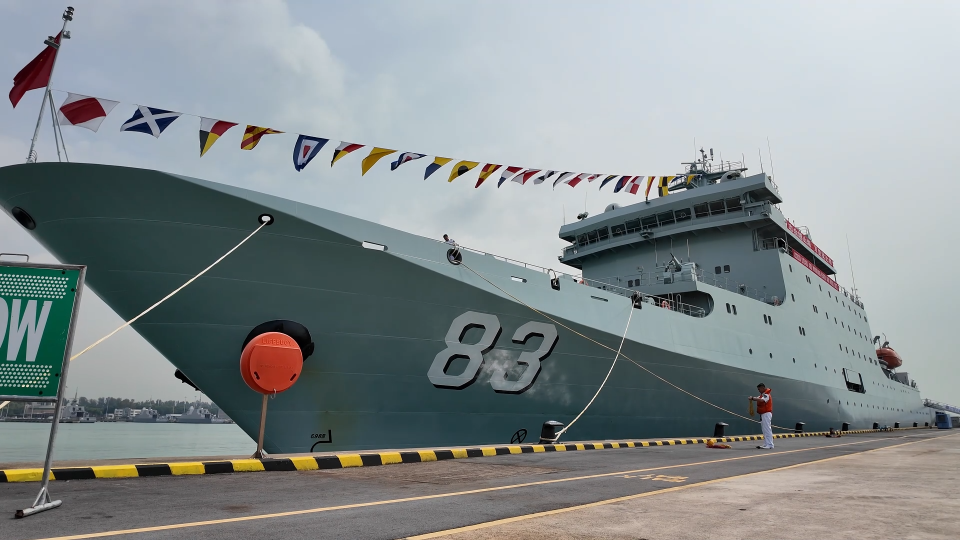 Chinese naval taskforce arrives in Singapore for goodwill visit