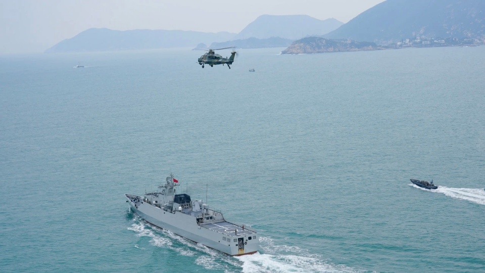 PLA Hong Kong Garrison conducts joint patrol drill