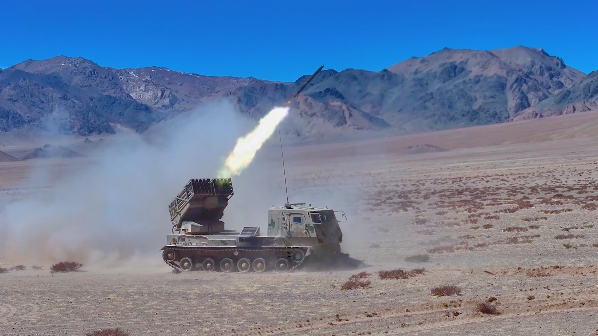 PLA Army Artillery Troops Conduct Live-Fire Exercise on Plateau