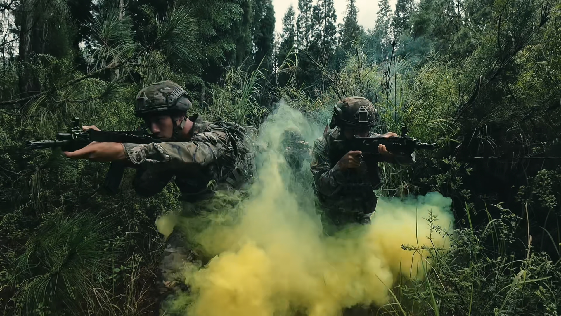 Armed Police Troops Conduct High-intensity Drill