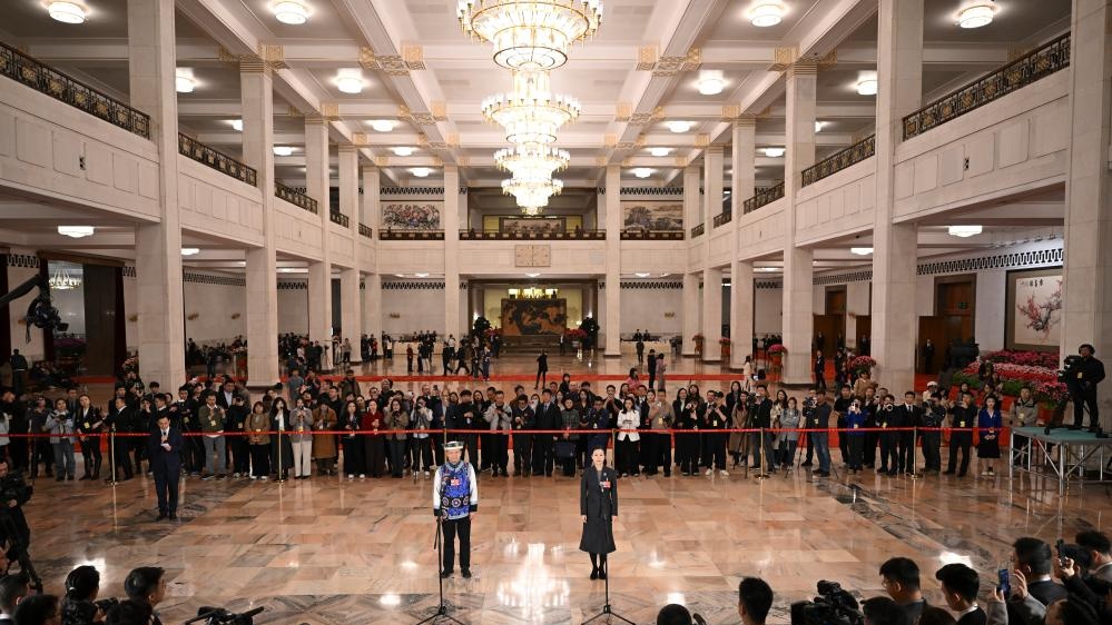 NPC deputies attend group interview ahead of closing meeting of annual session