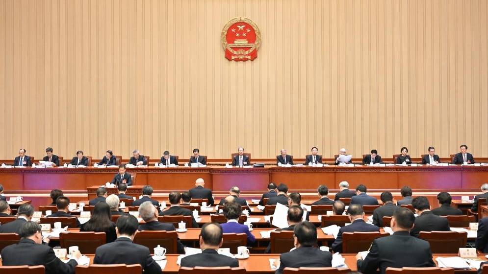 Presidium of China's annual legislative session holds 2nd meeting