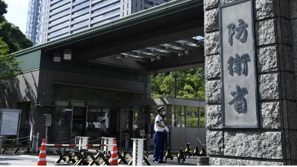 Stay vigilant against Japan's accelerated military relaxation