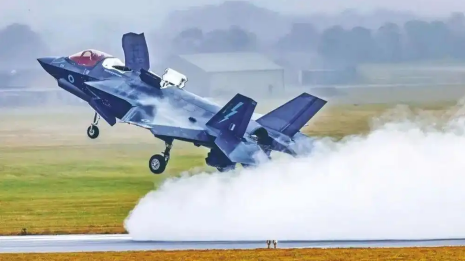 What signal does Steadfast Dart 2026 seek to send?