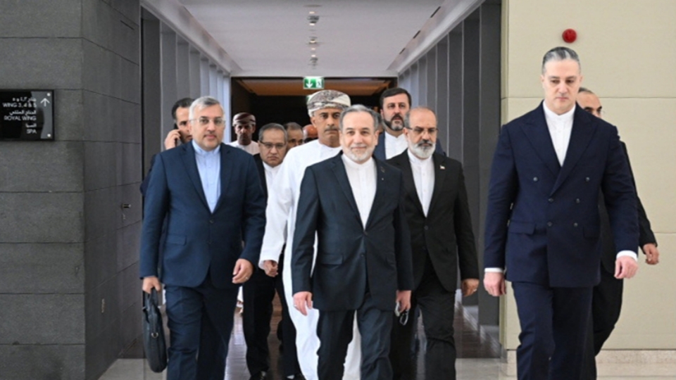 Talks with U.S. in Muscat 