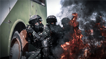 PAP soldiers breach into shoot house