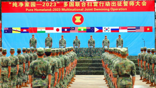 Chinese troops set out for 