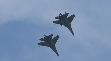 New fighter pilots in transition training exercise