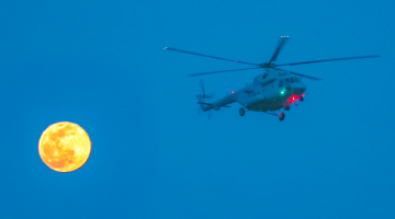 Helicopters in night flight