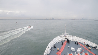 Chinese naval hospital ship Peace Ark visits Sri Lanka