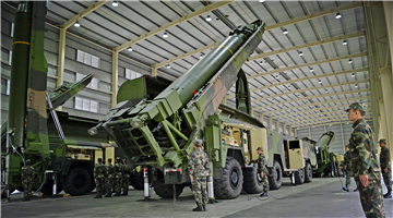 Rocket Force soldiers practice operating DF-16 missile systems