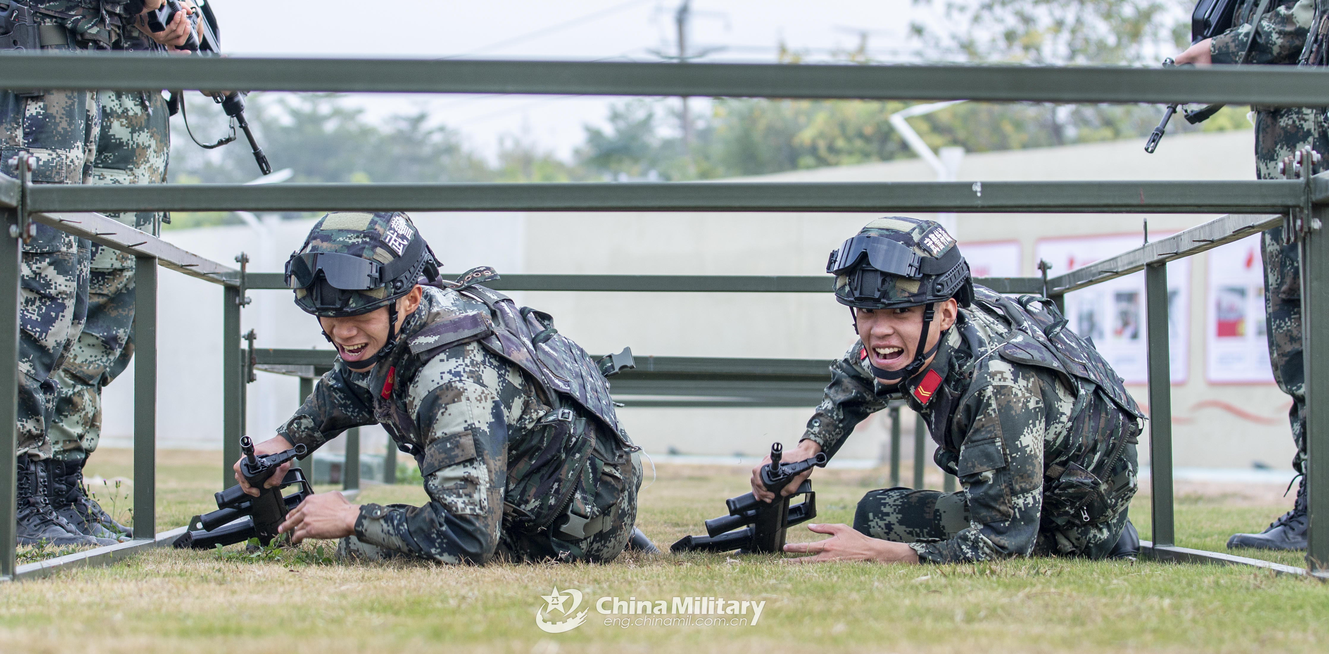 Pap Soldiers In Tactical Coordination Training Photos 中国军网（英文版） 7932