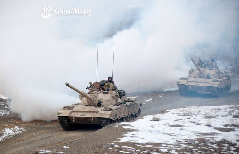 Mbts Maneuver To Training Field Photos 中国军网（英文版） 9539