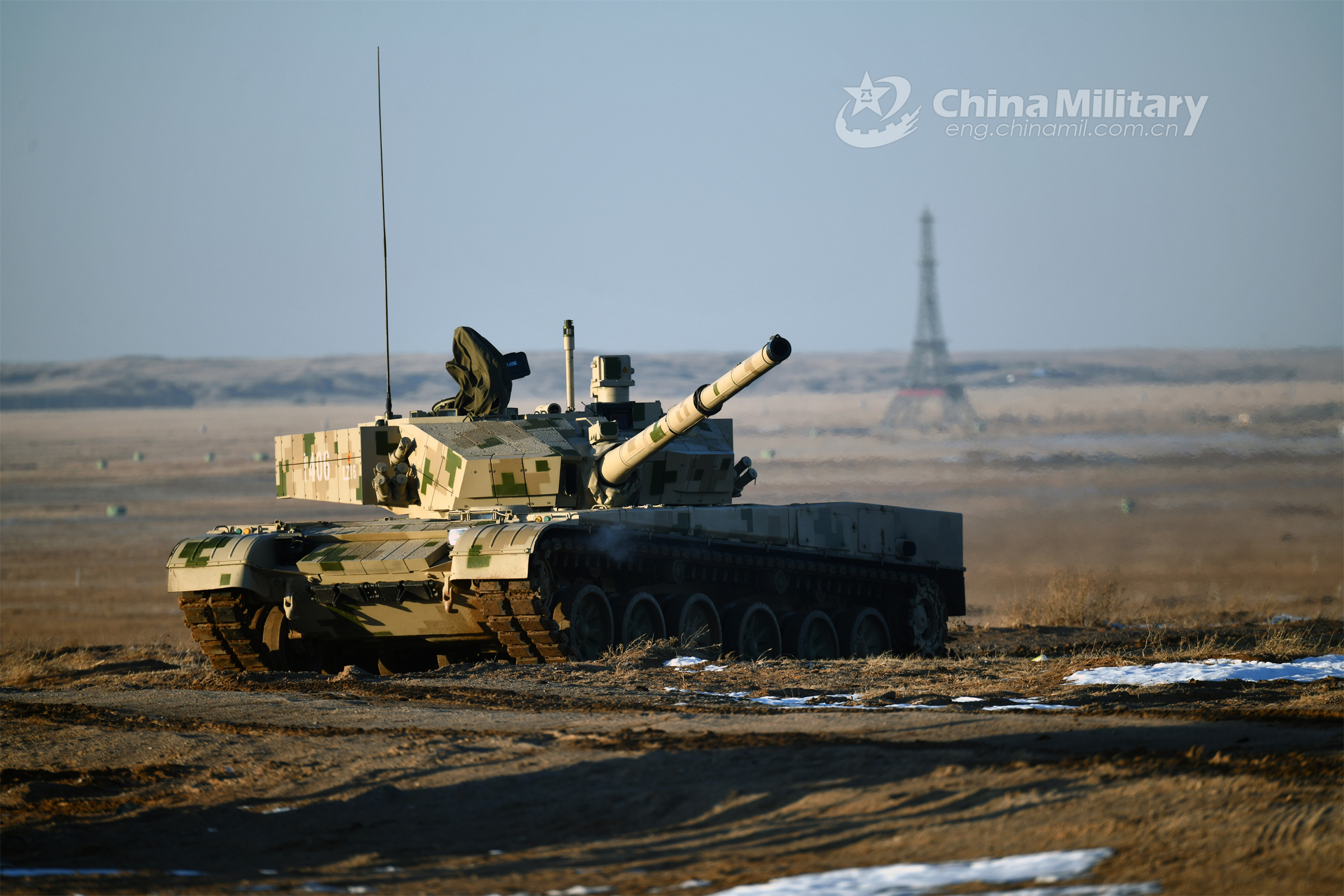 Soldiers Fire Cannons From Mbts In Tactical Training Photos 中国军网（英文版） 5897