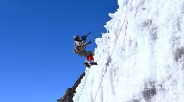 Soldiers practice reconnaissance skills on plateau