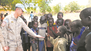 Chinese peacekeepers provide free clinic service in South Sudan
