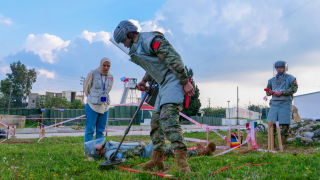 Chinese peacekeepers to Lebanon obtain UN Mine Clearance and EOD certifications