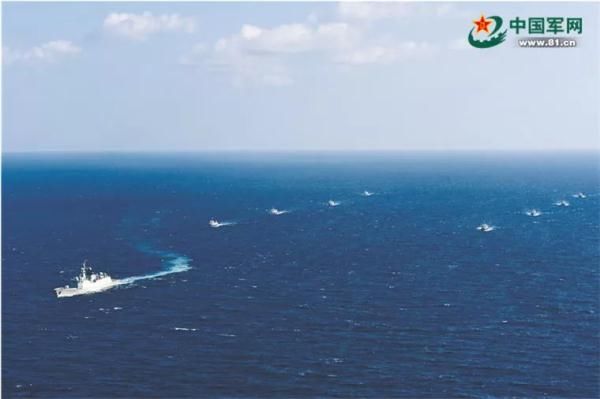 Chinese Naval Rd Escort Taskforce Escorts Eight Chinese Fishing Boats