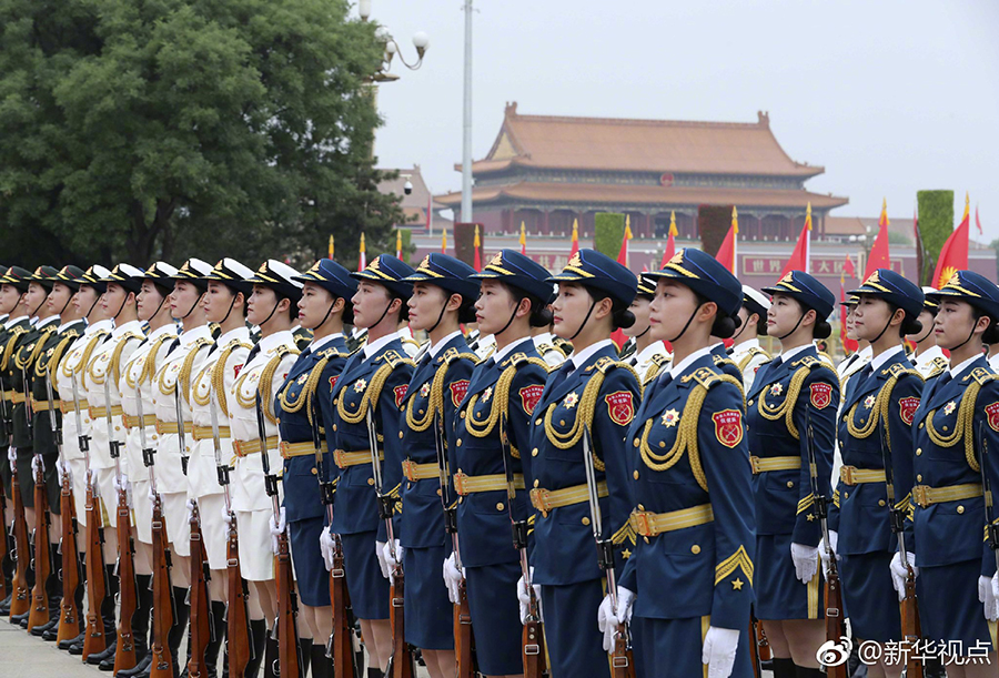 Independent formation of PLA female honor guards makes debut - Focus ...