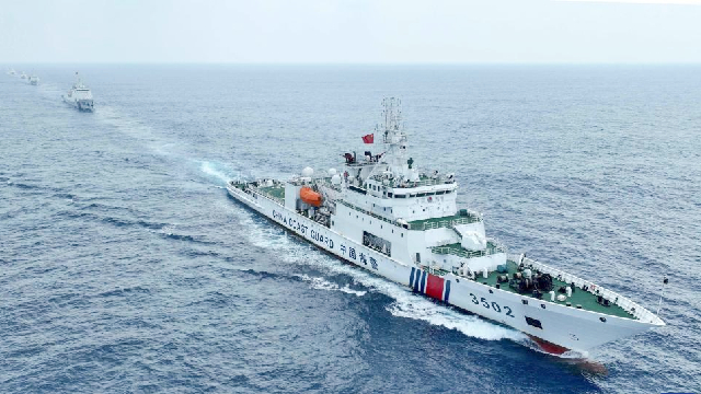 CCG conducts formation training in waters adjacent to China's Huangyan Dao