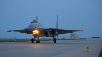 Fighter jets participate in flight training