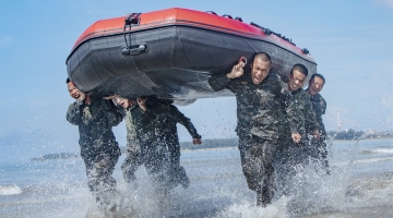 PAP soldiers conduct physical fitness training