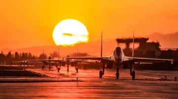 Air Force Xi'an Flying College organizes 24-hour training