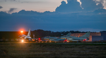 Fighter jets get ready for training