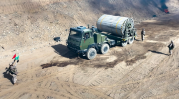 PAP soldiers conduct road-building assessment