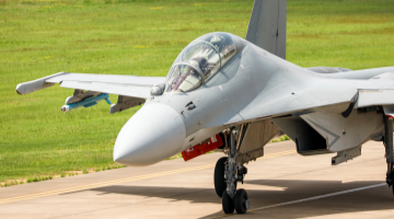 J-16 fighter jets in flight training