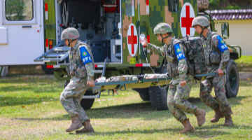 Army soldiers conduct combat support training exercise