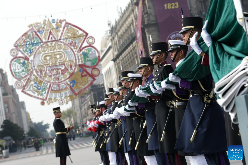 Military parade held for 213th anniversary of Mexico's Independence Day