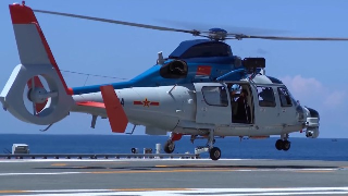 New naval pilots perform offshore take-off and landing
