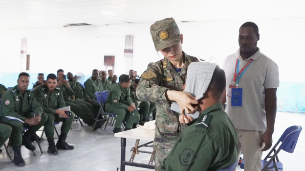 Chinese doctors provide first-aid skill training for Mauritanian military