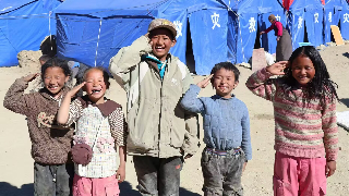 Smiles of Children in Quake-hit Area