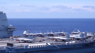 Shandong aircraft carrier task group conducts joint training