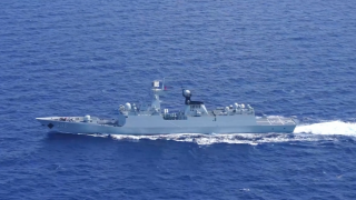 Chinese naval sailors participate in shore-based exchange activities in Singapore