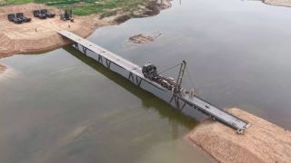 Armed Police Soldiers Build Mechanized Bridge 