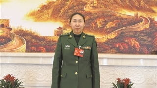 CPPCC member Miao Lijie devoted to military physical training to build strong military